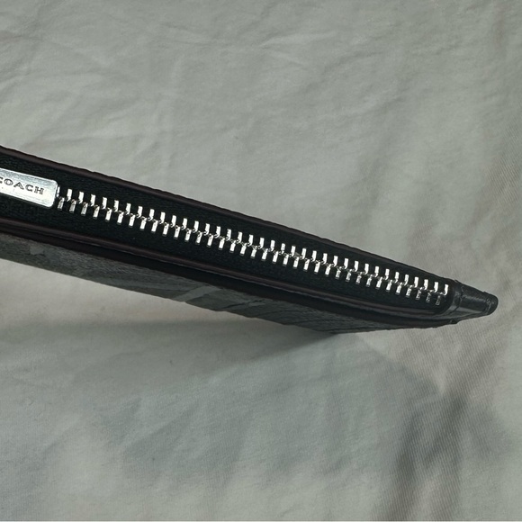 Coach X Mint + Serf Zip Card Case .new no tag No box - Picture 6 of 7